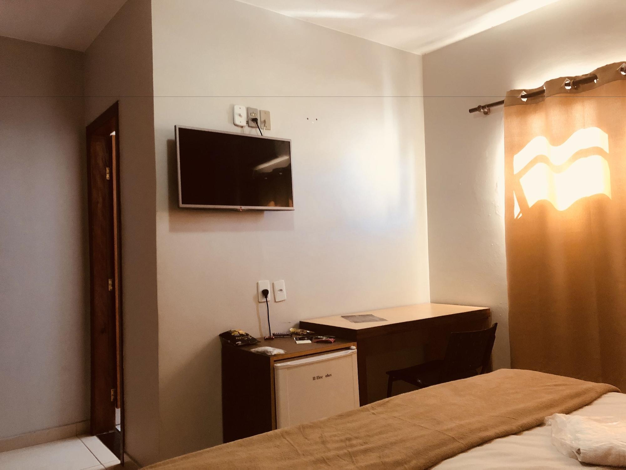 Hotel Dok Brasília Unidade águas Claras 3*